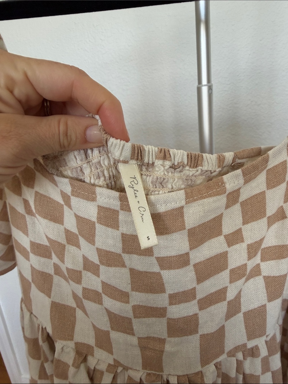 Rylee + Cru Beige and White Check Square-Neck Puff-Sleeve Midi Dress - Picture 2 of 2